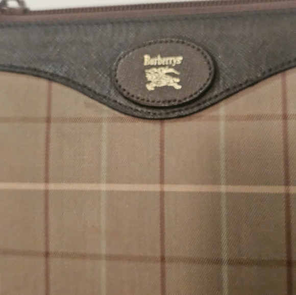 Burberrys nova check bag pouch/crossbody with COA - Picture 3 of 5